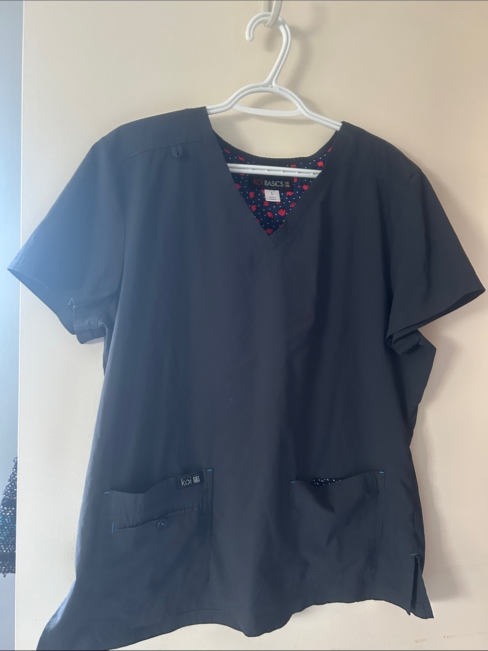 KOI Basics dark greyScrub Top with Printed Lining